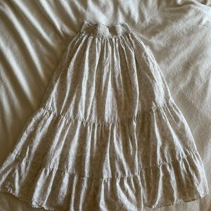 Adorable tiered floral maxi skirt